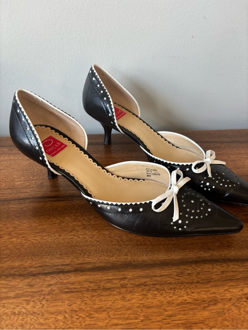 Vintage Oscar de la Renta "Claudia" Black White Brogue D'Orsay Kitten Heels 8M